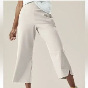 Athleta Cosmic Crop Pant Size M